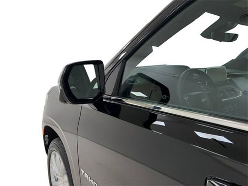 Used 2023 Chevrolet Tahoe High Country image 10