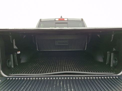 Used 2019 RAM 1500 Laramie image 32