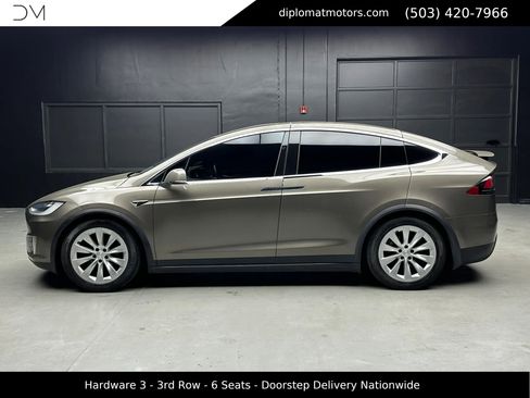 Used 2016 Tesla Model X 75D AWD/4WD image 4