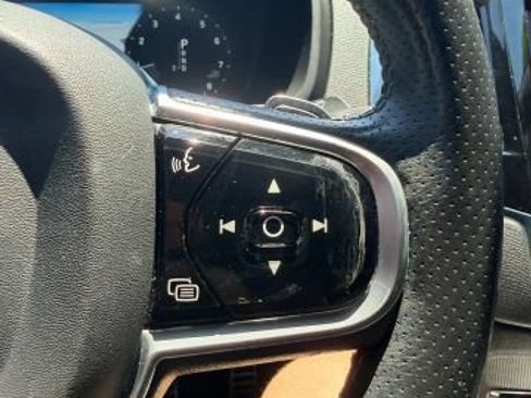 Used 2017 Volvo XC90 T6 R-Design AWD/4WD image 21