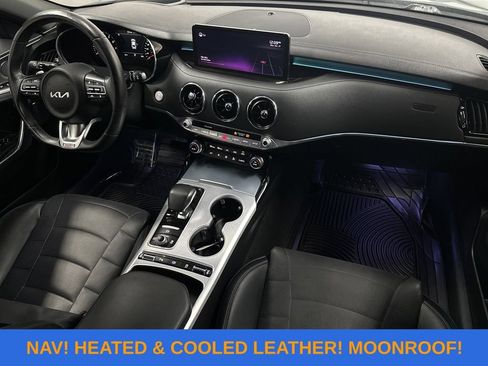 Used 2022 Kia Stinger GT2 RWD image 12