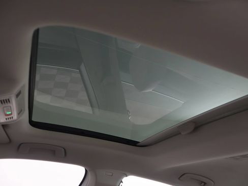 Used 2023 Volkswagen Jetta SE w/ Panoramic Sunroof Package FWD image 20