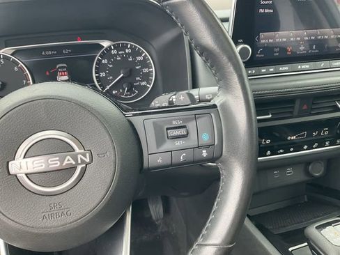 Certified 2023 Nissan Rogue SV w/ SV Premium B Package AWD/4WD image 22