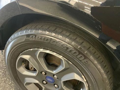 Used 2021 Ford EcoSport S image 37