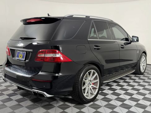 Used 2013 Mercedes-Benz ML 63 AMG 4MATIC image 12