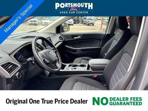 Certified 2024 Ford Edge SE w/ Black Appearance Package image 3
