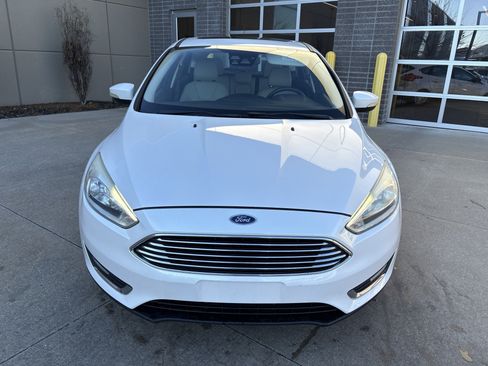 Used 2016 Ford Focus Titanium w/ Titanium Technology Package image 3