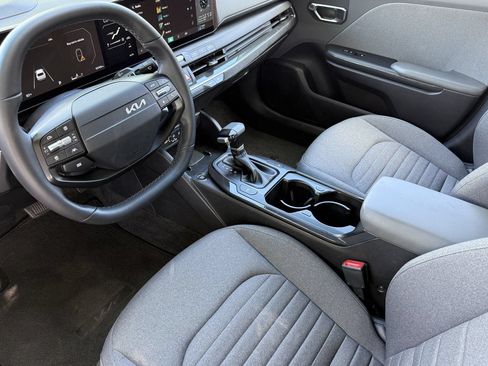 Certified 2025 Kia K4 EX FWD image 7