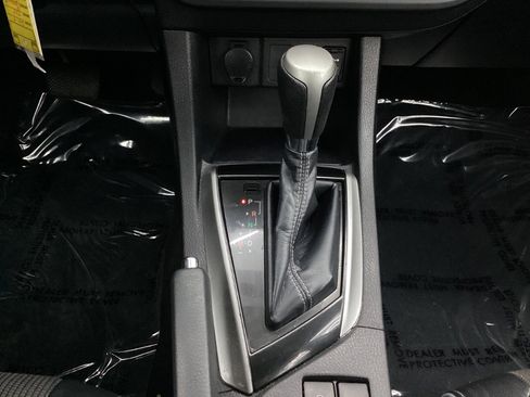 Used 2014 Toyota Corolla S image 37