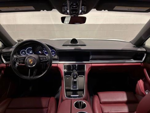 Used 2023 Porsche Panamera 4 Platinum Edition image 8