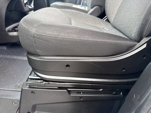 Used 2025 RAM ProMaster 2500 w/ U-Haul Equipment Group FWD image 29