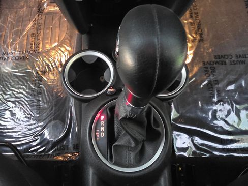 Used 2008 MINI Cooper Hardtop w/ Premium Pkg image 40