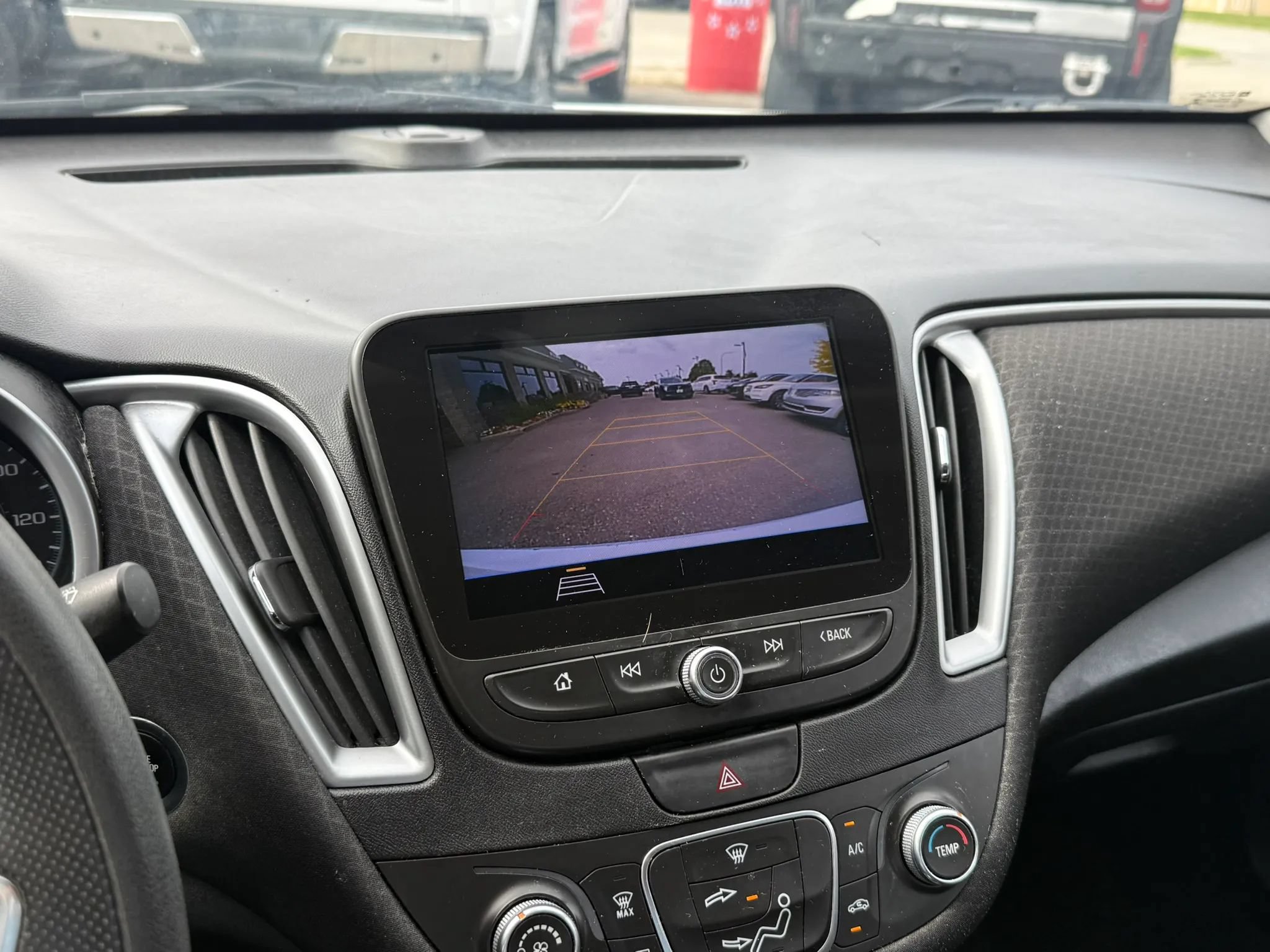 Used 2019 Chevrolet Malibu LS FWD image 22