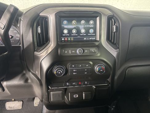 Used 2019 Chevrolet Silverado 1500 Custom Trail Boss w/ Custom Convenience Package image 15