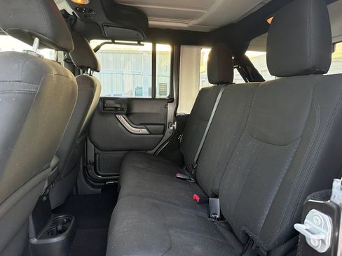 Used 2016 Jeep Wrangler Unlimited Sport w/ Quick Order Package 23S AWD/4WD image 5