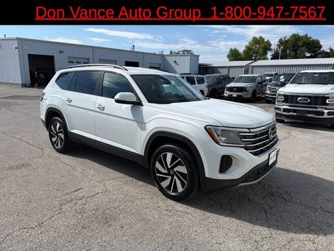 Used 2025 Volkswagen Atlas SE FWD image 7
