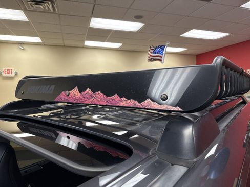 Used 2020 Toyota 4Runner Venture w/ Moonroof Package image 8