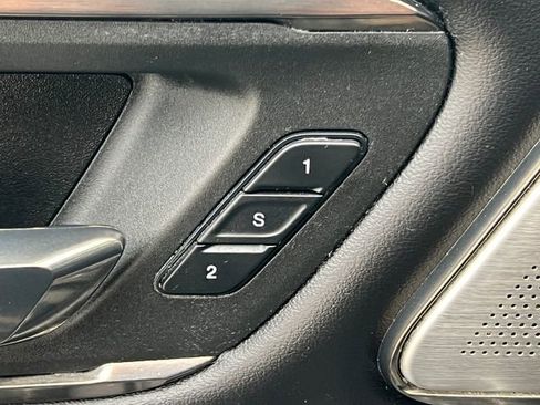 Used 2021 RAM 1500 Limited AWD/4WD image 18