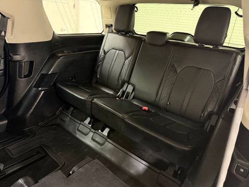 Used 2019 Ford Expedition Platinum RWD image 23