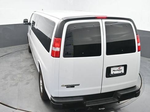 Used 2024 Chevrolet Express 3500 LS RWD image 30