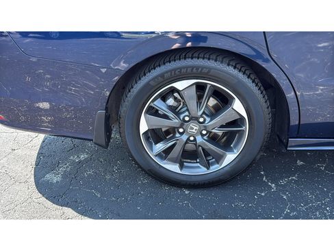 Used 2021 Honda Odyssey Elite image 14