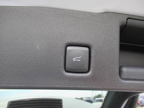 New 2026 Ford Escape SE FWD image 18