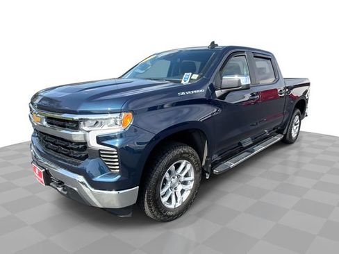 Used 2022 Chevrolet Silverado 1500 LT AWD/4WD image 1