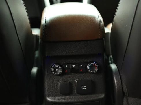 Used 2015 Ford Explorer Limited w/ Equipment Group 301A FWD image 32