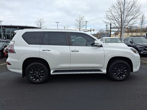 Used 2021 Lexus GX 460 Premium w/ Premium Package image 7