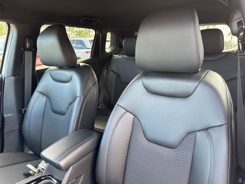 New 2026 Jeep Compass Latitude image 20