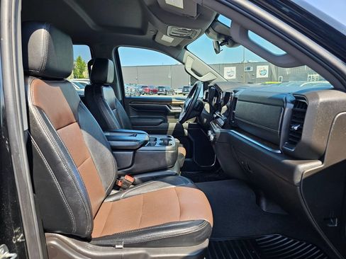 Used 2024 GMC Sierra 1500 Elevation AWD/4WD image 11