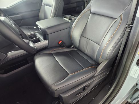 New 2026 Ford F350 Lariat w/ Black Appearance Package image 12