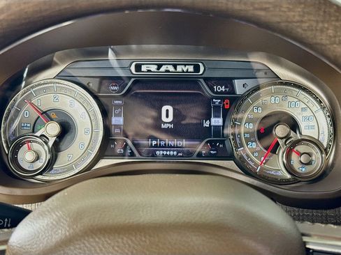 Used 2019 RAM 1500 Laramie Longhorn AWD/4WD image 14