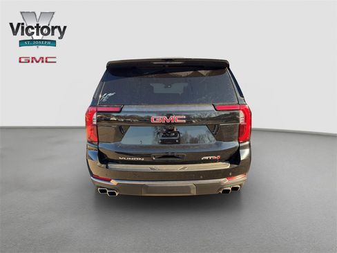 Used 2025 GMC Yukon AT4 Ultimate image 14