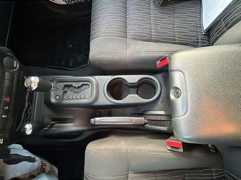 Used 2011 Jeep Wrangler Sport image 17