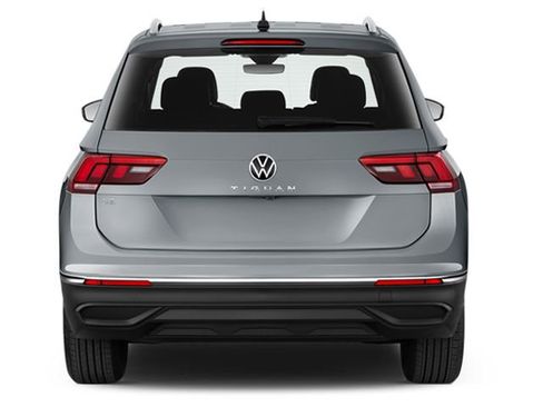Used 2025 Volkswagen Tiguan SE R-Line AWD/4WD image 6