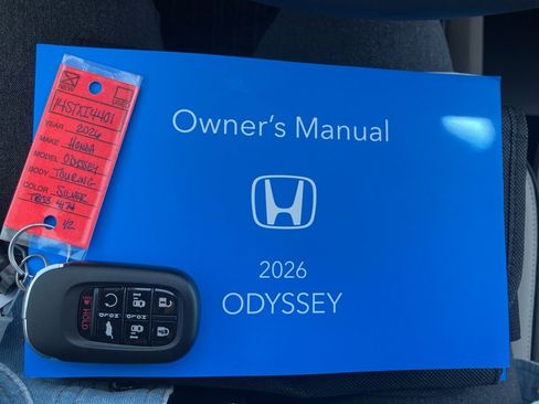 New 2026 Honda Odyssey Touring image 34