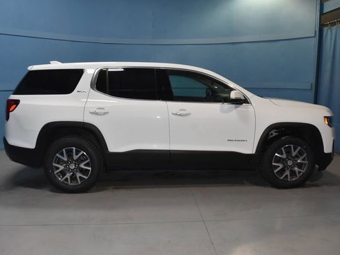 Used 2023 GMC Acadia SLE FWD image 25