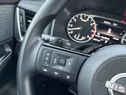 Certified 2023 Nissan Rogue SV AWD/4WD image 30