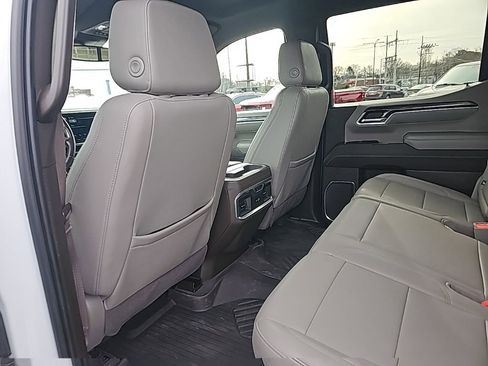 Used 2023 Chevrolet Silverado 1500 LTZ image 22