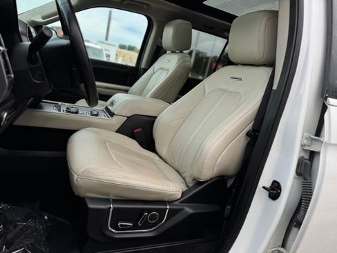 Certified 2020 Ford Expedition Max Platinum AWD/4WD image 5