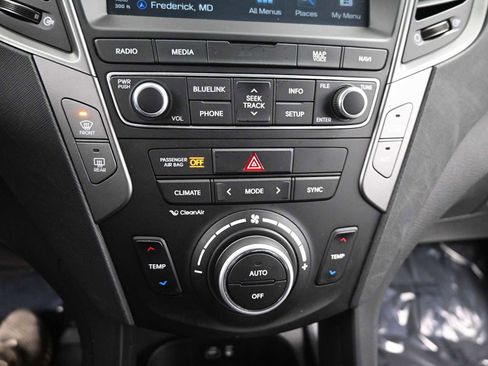 Used 2018 Hyundai Santa Fe Sport w/ 2.0T Ultimate Tech Package 05 image 18