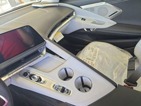 New 2026 Chevrolet Corvette Stingray Premium Cpe w/ Z51 Performance Package image 20