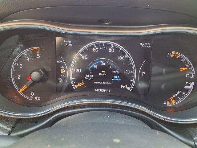 Used 2014 Jeep Grand Cherokee Limited w/ Luxury Group II AWD/4WD image 20