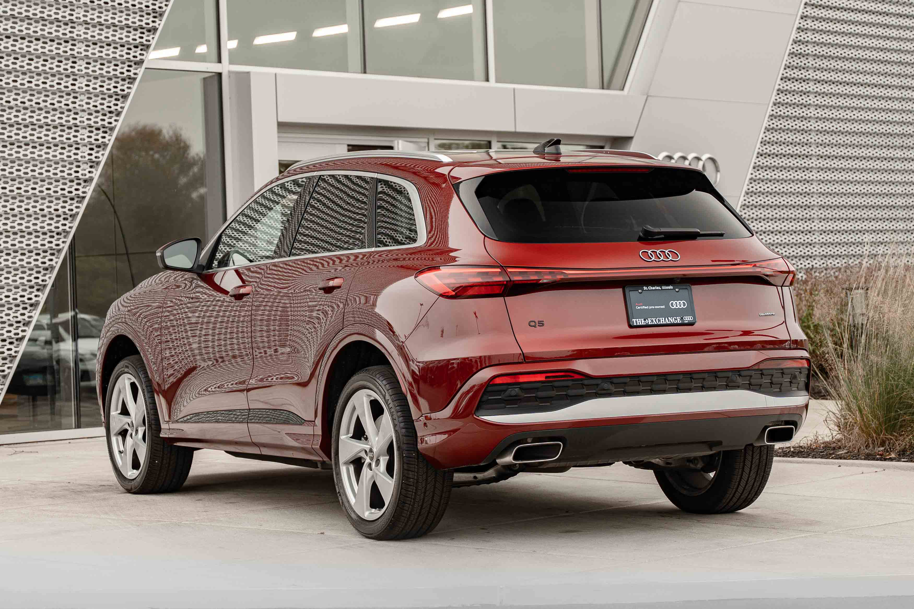 Certified 2025 Audi Q5 Premium Plus AWD/4WD image 5