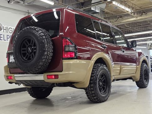 Used 2002 Mitsubishi Montero XLS AWD/4WD image 20