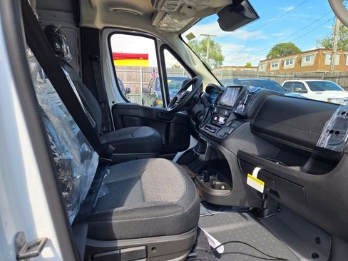 New 2026 RAM ProMaster 3500 w/ Cold Weather Group image 4