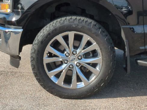 Used 2016 Ford F150 XLT w/ Equipment Group 302A Luxury image 14