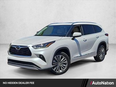 Used 2021 Toyota Highlander Platinum