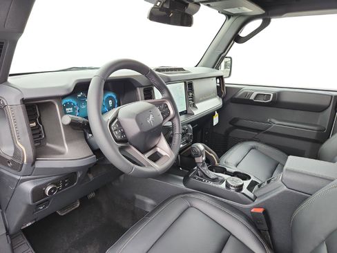 New 2026 Ford Bronco Badlands image 11